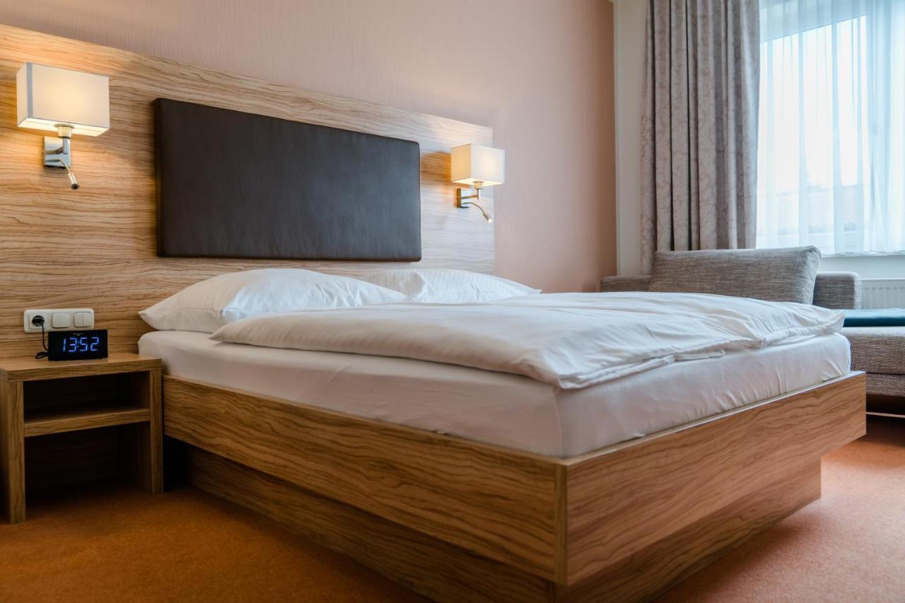 Hotel Falkenhagen Pritzwalk Extérieur photo